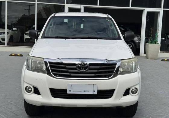 TOYOTA HILUX 2.7 SRV 4X2 CD 16V FLEX 4P AUTOMÁTICO TOYOTA HILUX 2.7 SRV 4X2 CD 16V FLEX 4P AUTOMÁTICO